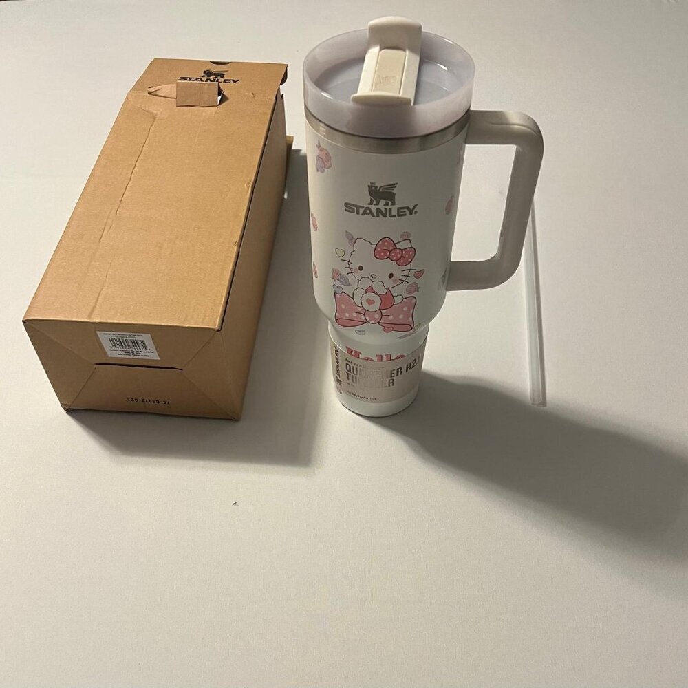 New Stanley Quencher 40oz Tumbler - White | Hello Kitty and Friends Custom - Picture 5 of 5